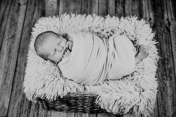 Noah Newborn 027