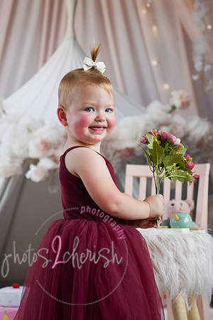Leah [turns two] 090