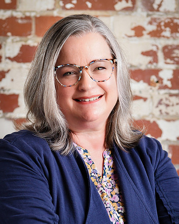 Cathy [headshots] cropped 16