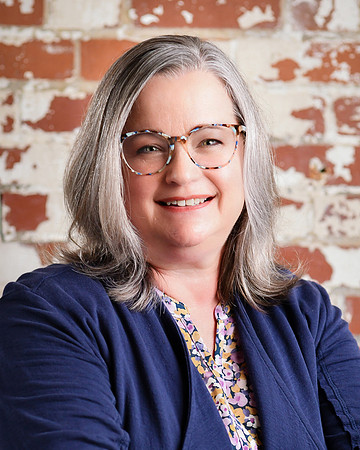 Cathy [headshots] cropped 18