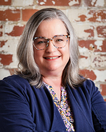 Cathy [headshots] cropped 17