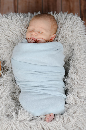 Noah Newborn 050