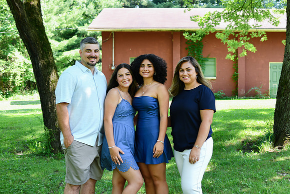 Pam Family 142
