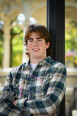 Zachary [class of 2024] 001