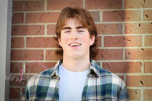 Zachary [class of 2024] 008