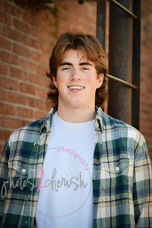 Zachary [class of 2024] 032