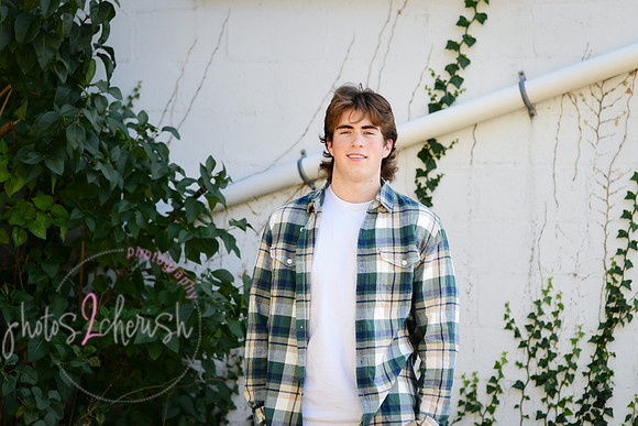 Zachary [class of 2024] 081