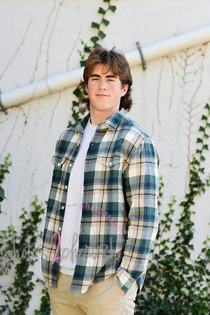 Zachary [class of 2024] 087