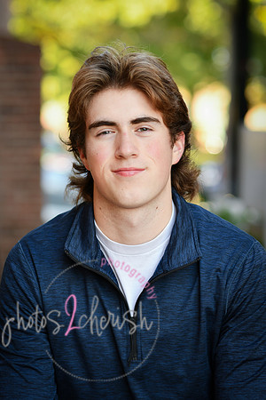Zachary [class of 2024] 180