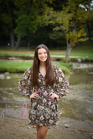 Lucinda [MHS 2024] 051