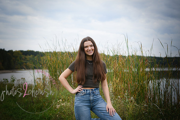 Lucinda [MHS 2024] 205