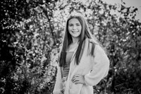 Rylie [peek] 17