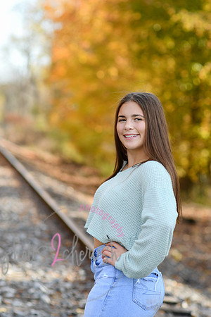 Rylie [peek] 56