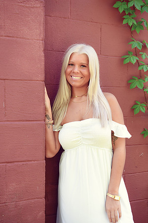 Katie [class of 2024] 036