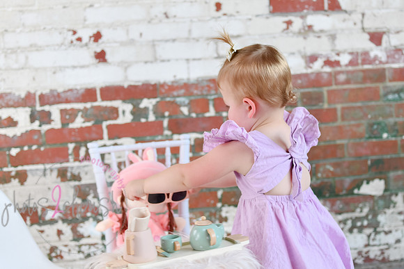 Leah [turns two] 136