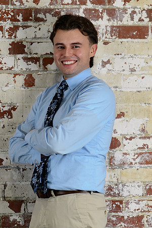 Noah [headshots] 32