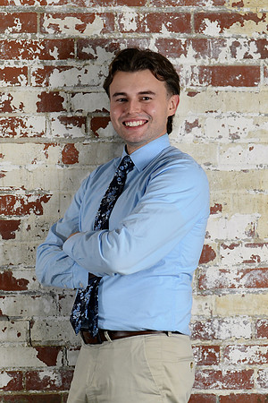 Noah [headshots] 35