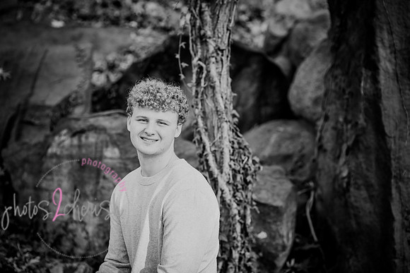 Ben [senior photos] 108