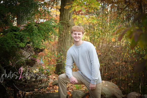 Ben [senior photos] 111