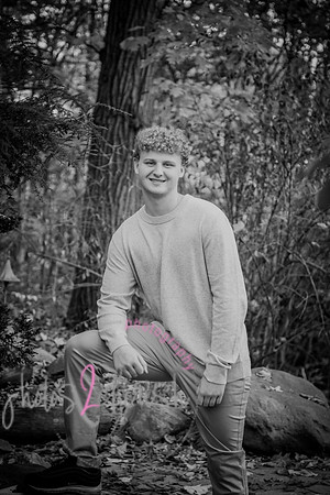 Ben [senior photos] 118