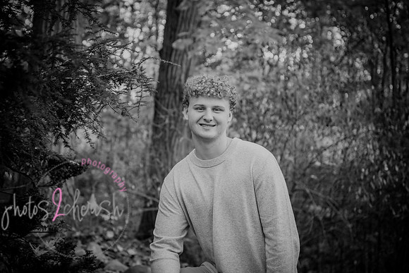 Ben [senior photos] 125