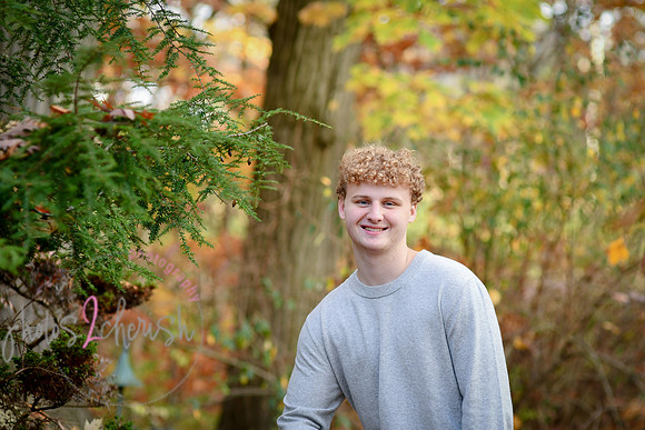 Ben [senior photos] 132