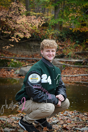 Ben [senior photos] 252
