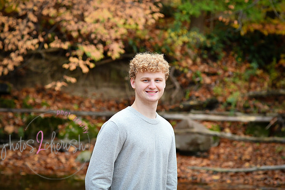 Ben [senior photos] 271