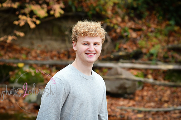 Ben [senior photos] 274