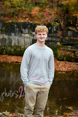 Ben [senior photos] 281