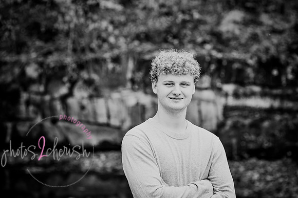 Ben [senior photos] 294