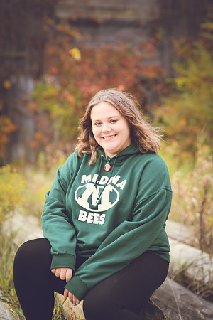 Bryanna [senior photos] 023