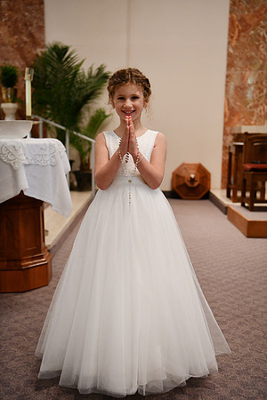 Isabel [First Communion] 110