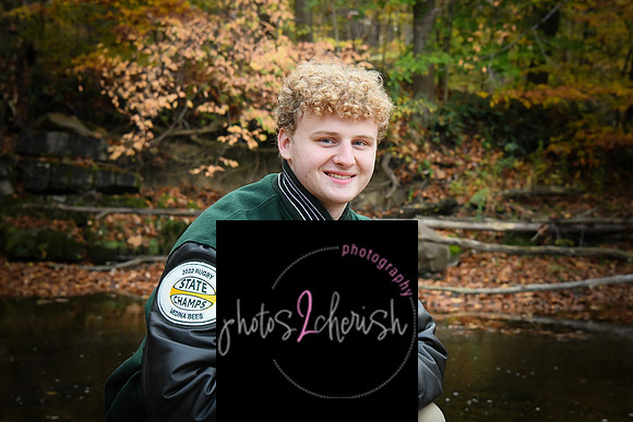 Ben [senior photos] 255