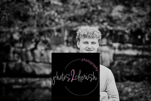 Ben [senior photos] 294