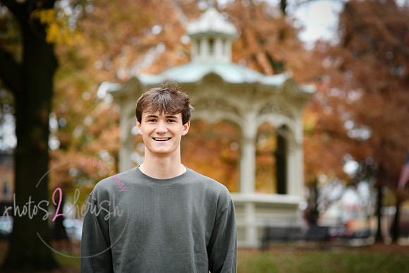 Nathan A [senior photos] 020
