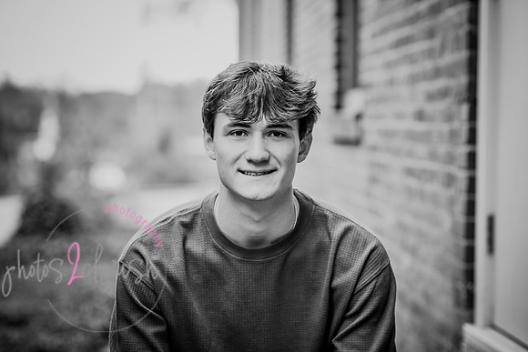 Nathan A [senior photos] 097