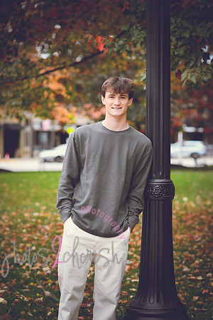 Nathan A [senior photos] 114