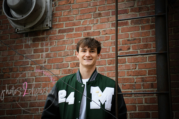 Nathan A [senior photos] 121