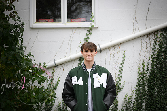 Nathan A [senior photos] 131