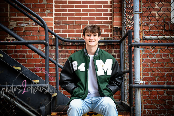 Nathan A [senior photos] 161