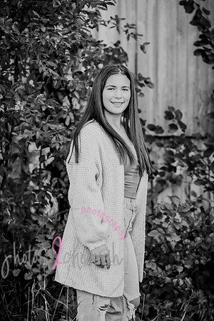 Rylie [senior photos] 026