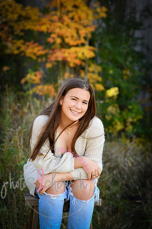 Rylie [senior photos] 080