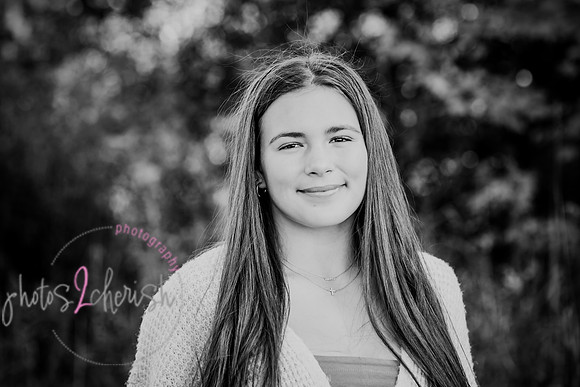 Rylie [senior photos] 112