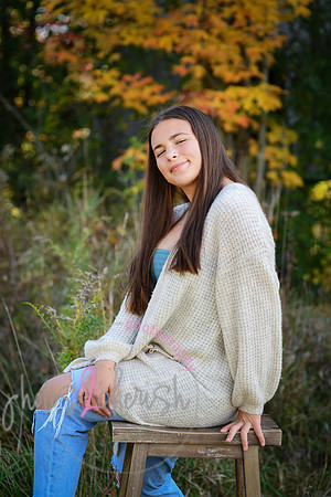 Rylie [senior photos] 122