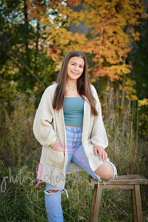 Rylie [senior photos] 136