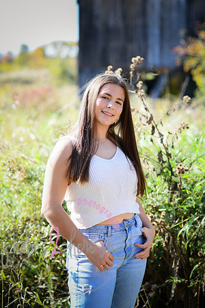 Rylie [senior photos] 170
