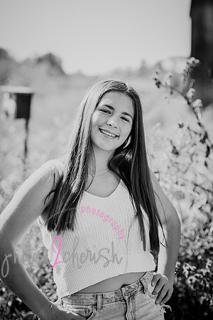 Rylie [senior photos] 175