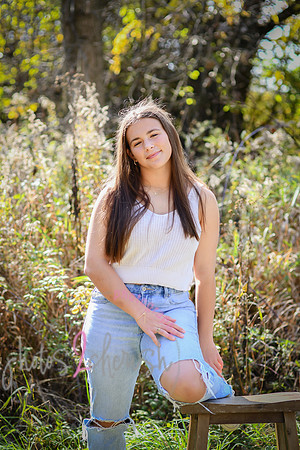 Rylie [senior photos] 189