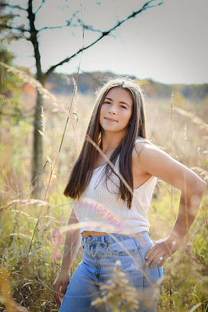 Rylie [senior photos] 200